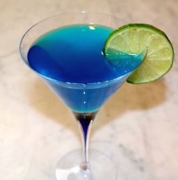 Blue Devil cocktaillasi