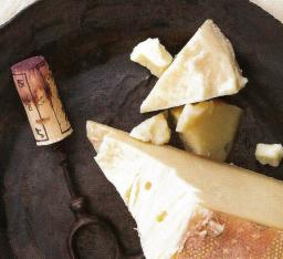 Appenzeller on voimakkaan makuinen alppijuusto Sveitsistä