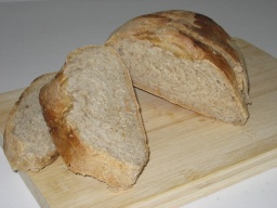 Aamiaisleipä valmiiksi viipaloituna
