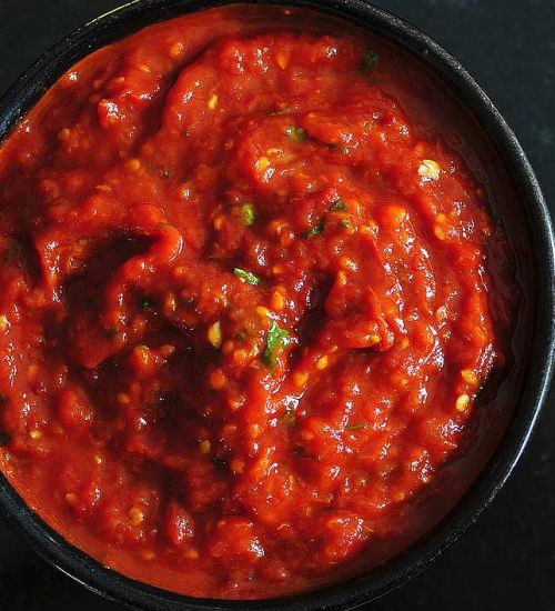 Chipotle salsaa kulhossa