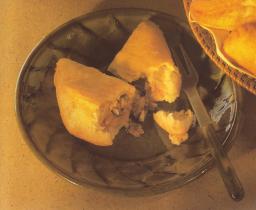 Empanadas lautasella