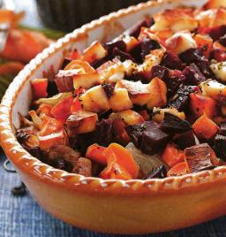 Halloumi-juuresvuoka tarjoiluvalmiina