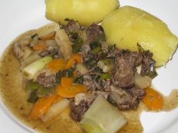 Häränhäntähöystöa lautasella