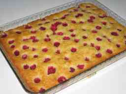 Helppo marjapiirakka Keittotaidon tapaan tarjolla