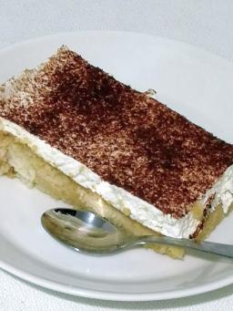 Helppo tiramisu