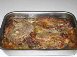 Japanilaiset kyljykset uunista