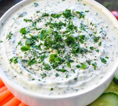 Jogurttidippi tarjoiluvalmiina