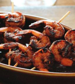 Katkarapuvartaat kulhossa