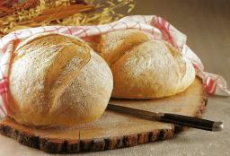 Kauralimput leikkuulaudalla