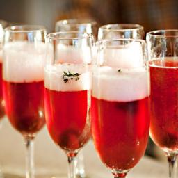 Kirsikkacobbler laseissa