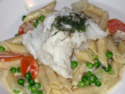 lipeakalaa_kermapastan_kera lautasella