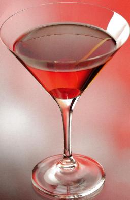 Manhattanilainen cocktail kanadalaisella viskillä, punaisella vermutilla ja Angostura-bittersillä