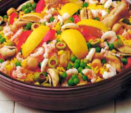Paella del mar a la Valenciana tarjoiluvalmiina