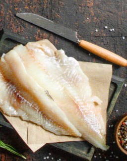 Raaka siika laudalla