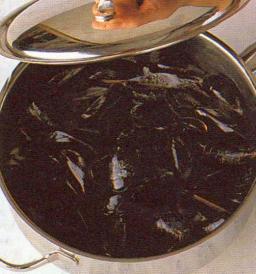 Simpukoiden höyryttäminen