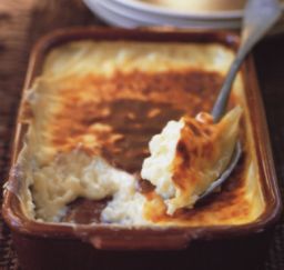 Riisivanukas sütlac uunivuoassa